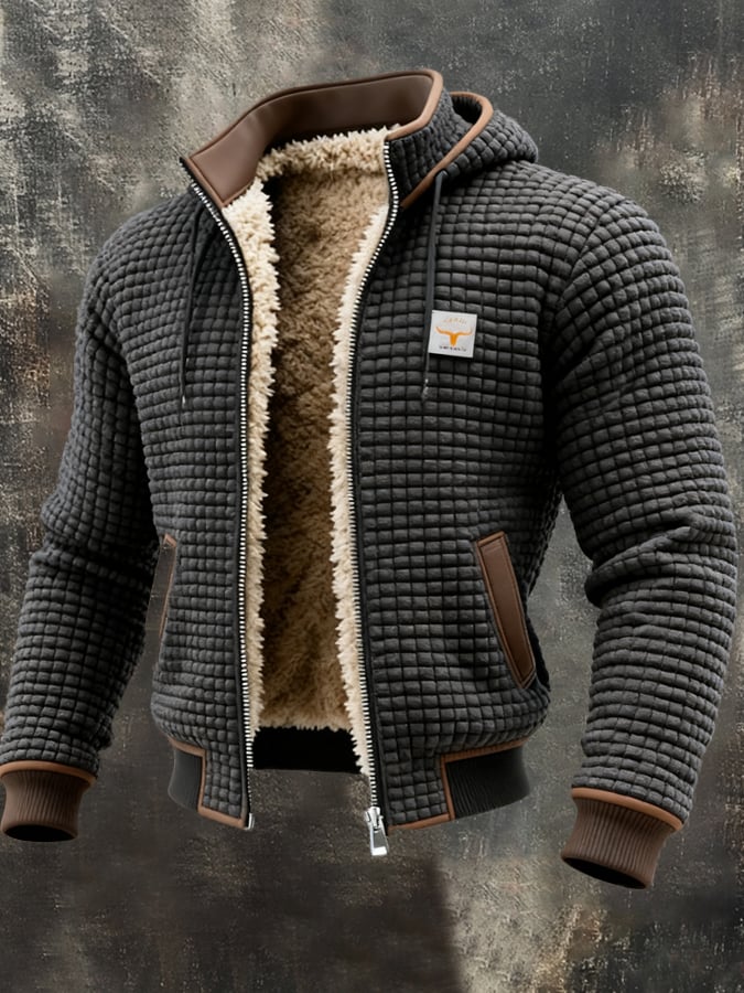 Męska brązowa pikowana kurtka z powlekanego materiału tekstylnego z wewnętrznym wykończeniem w stylu shearling, zapinana na zamek