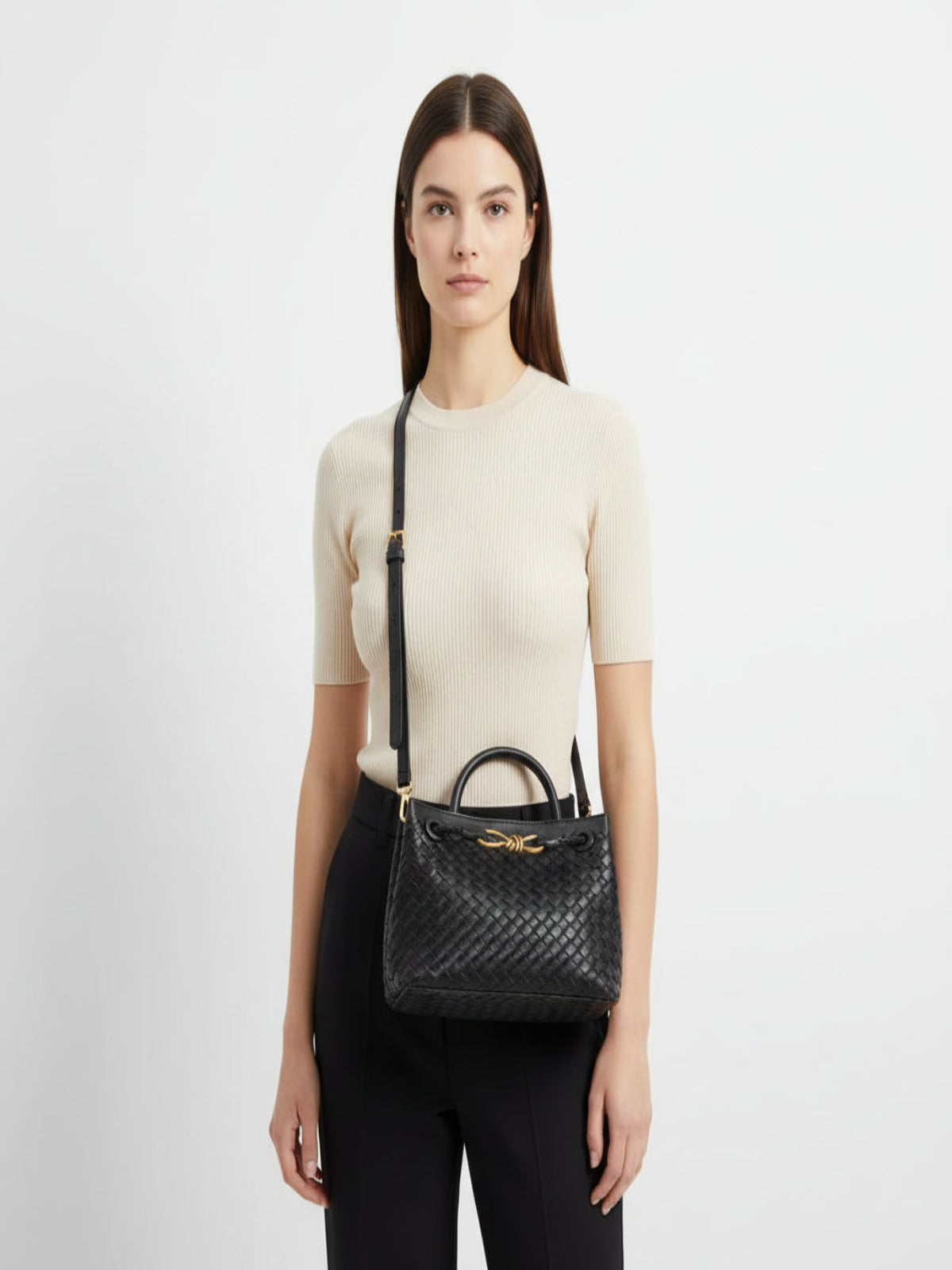 Pleciona Torebka z Uchwytem