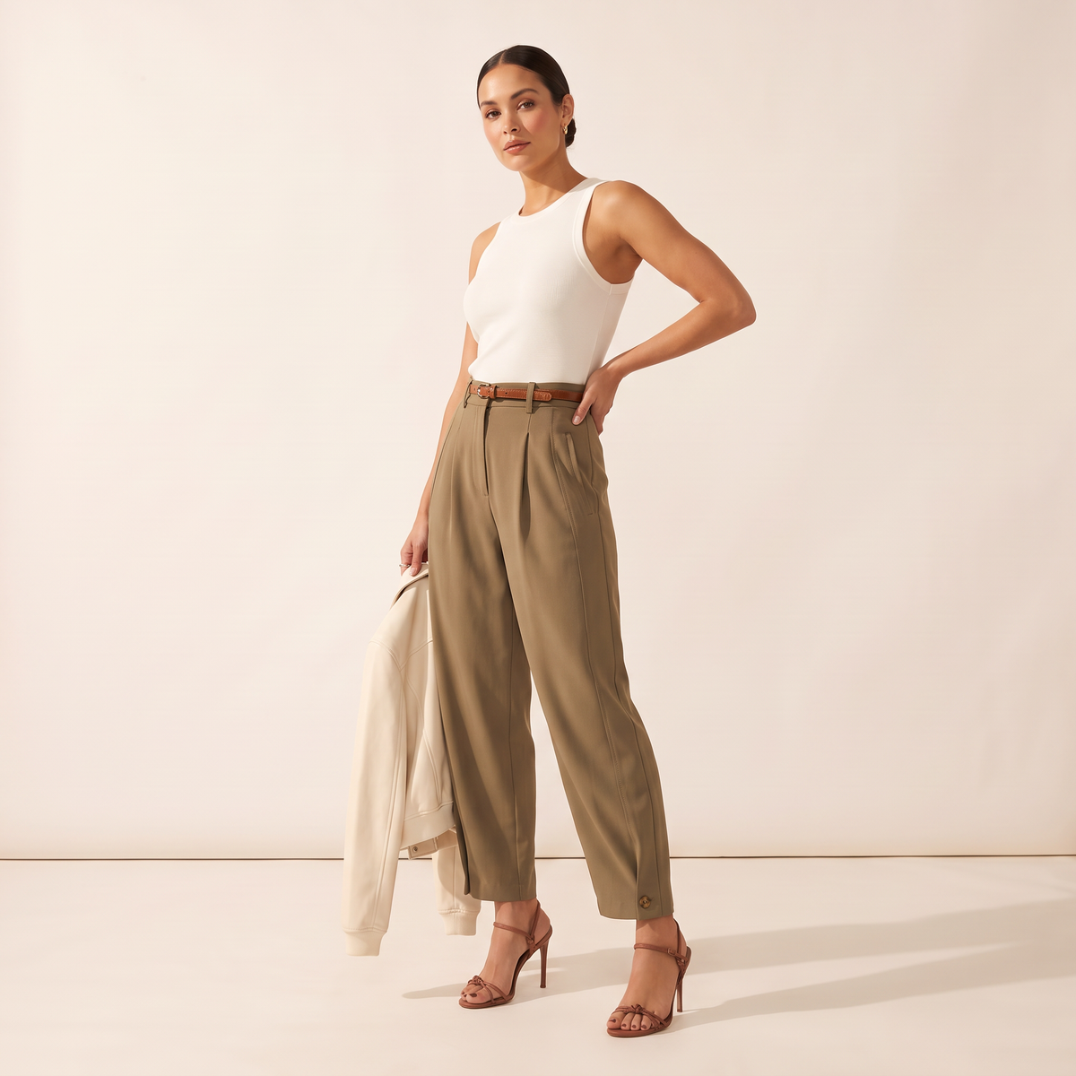 Arovia cropped broek met ballonspijpen