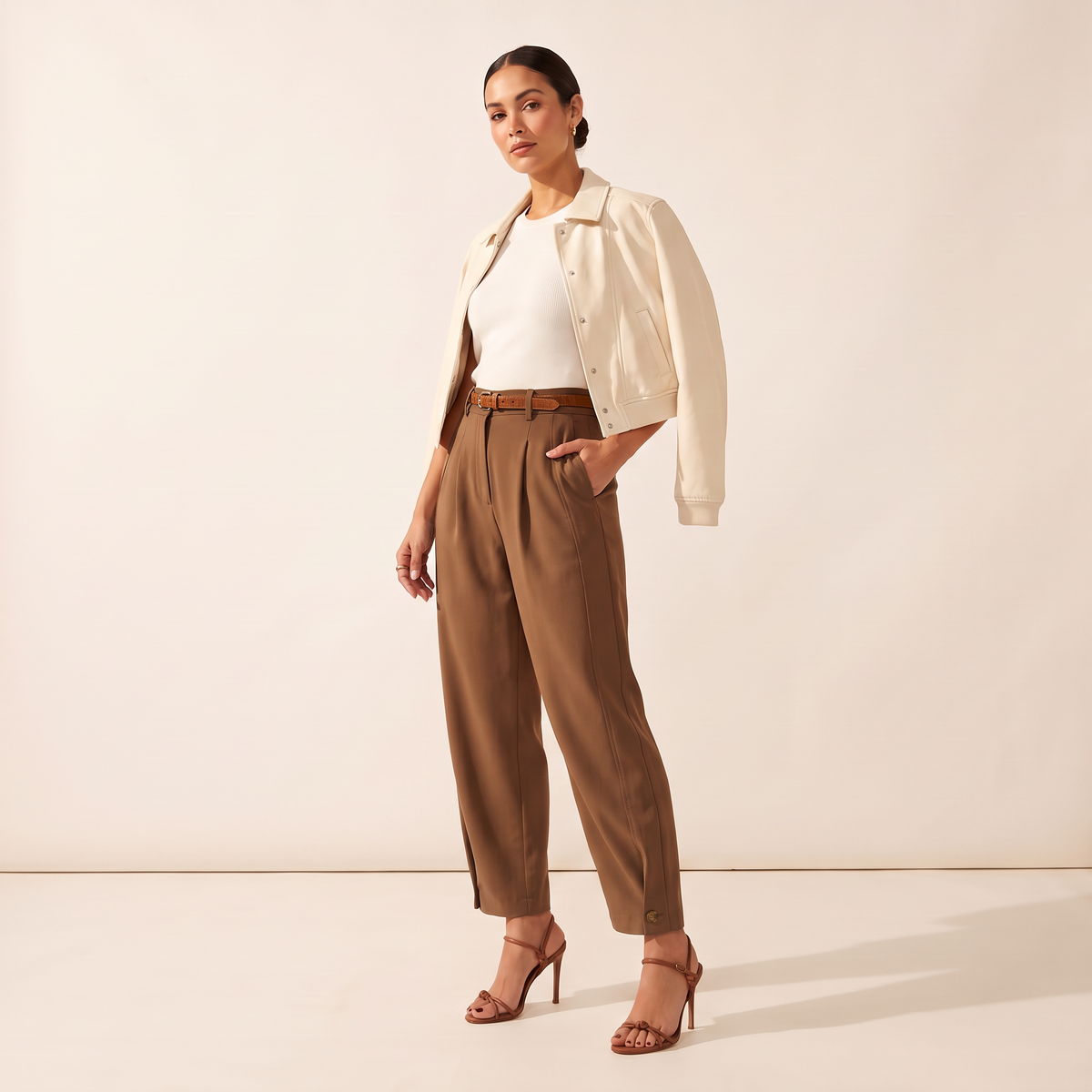 Arovia cropped broek met ballonspijpen