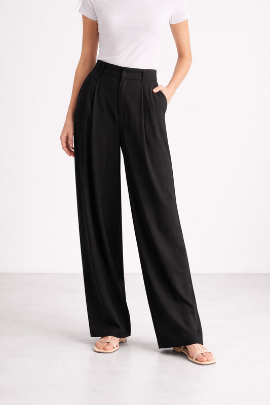 Szerokie spodnie z wysokim stanem i zakładkami z przodu