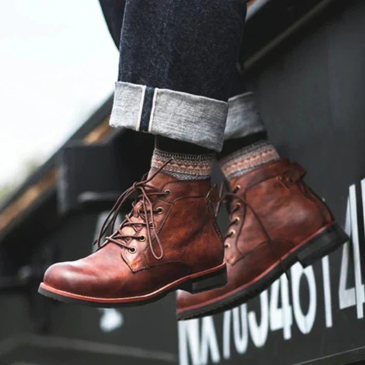 Męskie sznurowane buty w klasycznym stylu