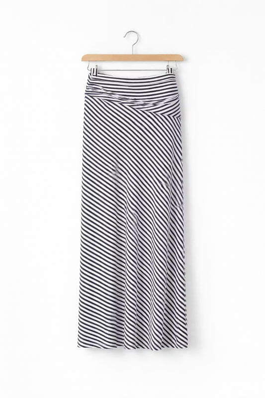 Spódnica Maxi w Diagonalny Wzór z Asymetrycznym Pasem