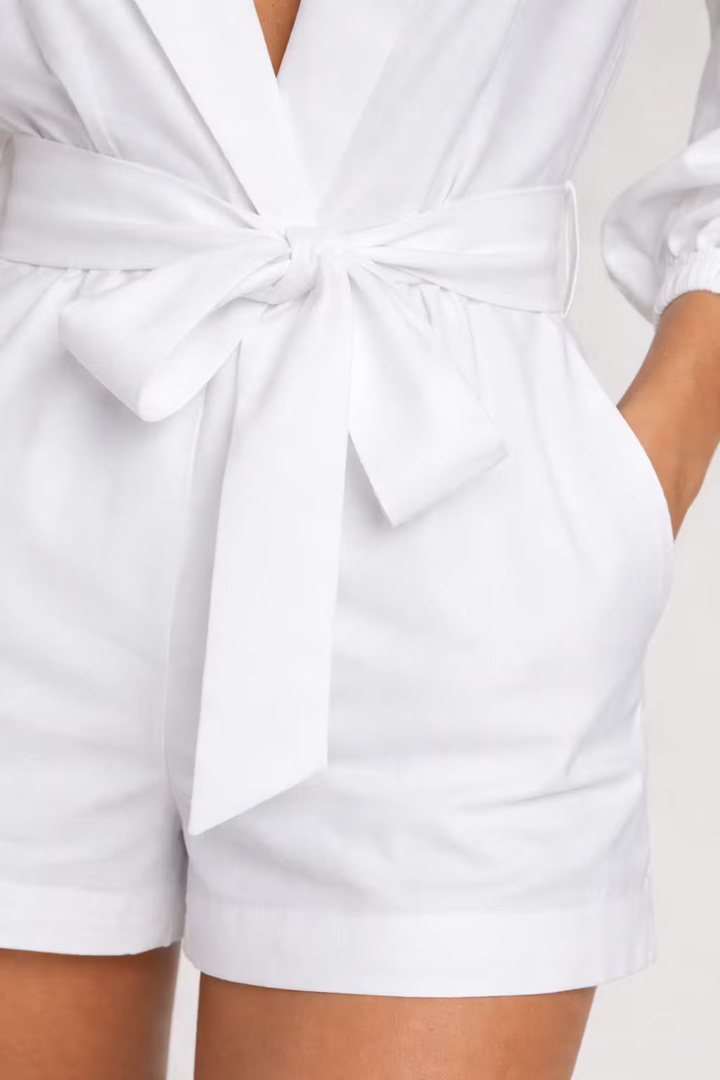 Strukturalny Kombinezon Blezerowy z Paskiem