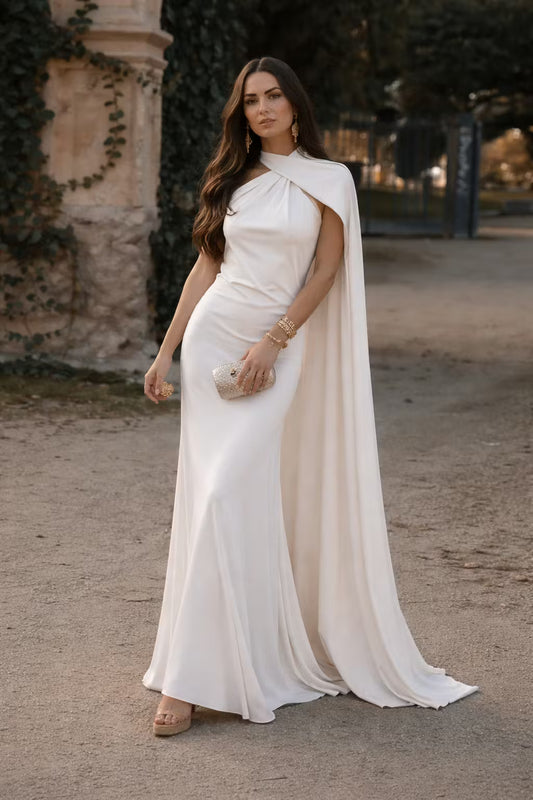 Sukienka Maxi One-Shoulder z Peleryną