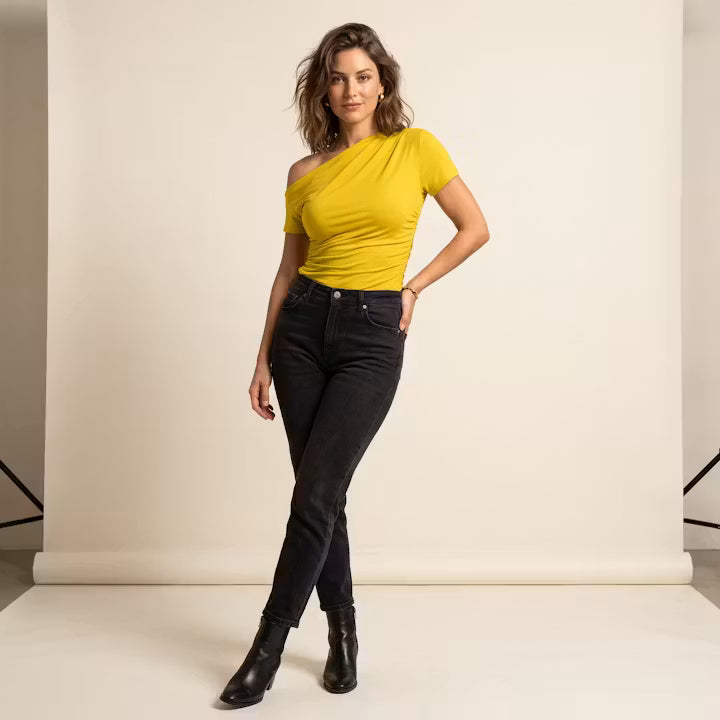 Kaja asymetryczny top z odkrytym ramieniem